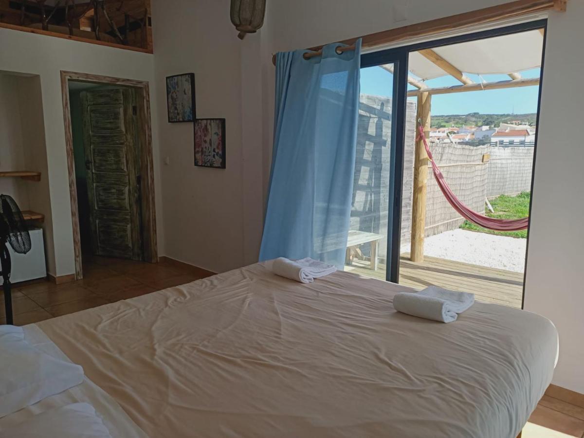 Good Feeling Hostel & Guest House Raposeira  Exterior foto